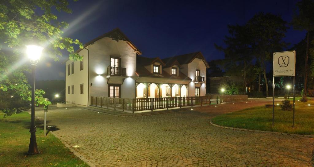 Villa Aurelia Naleczow Exterior photo